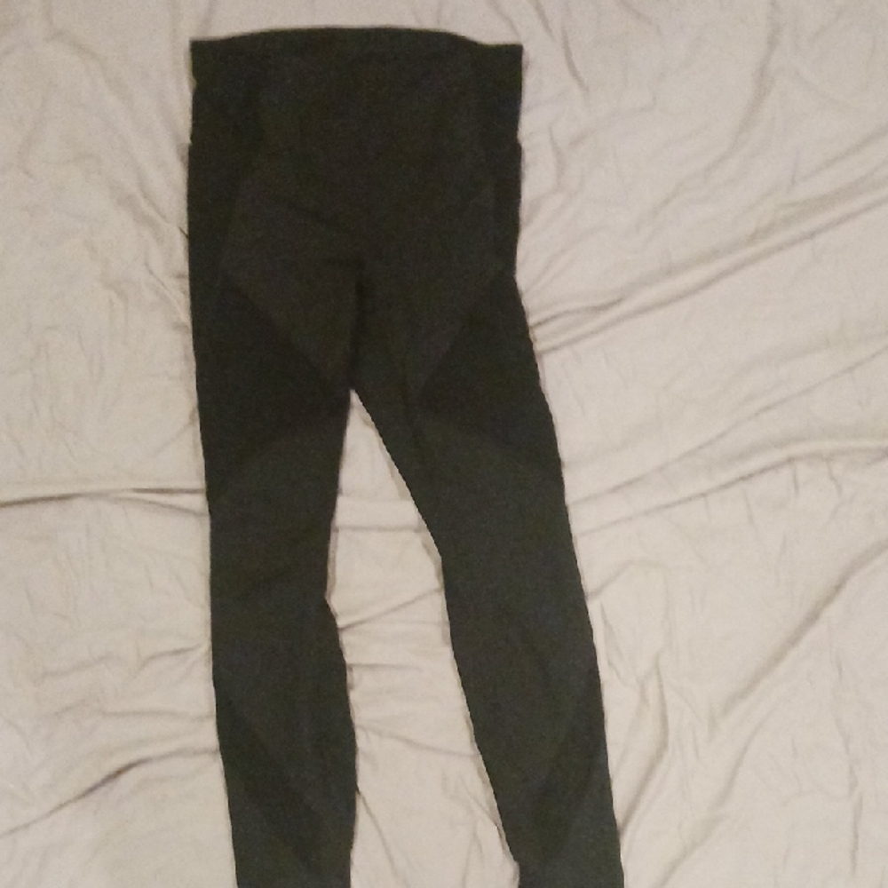 Fabeletics Felt Black Leggings Size Small